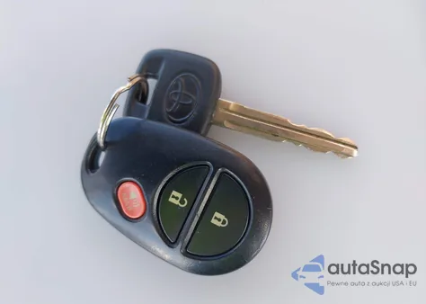 2008 Toyota Highlander z USA, uszkodzony, nr VIN JTEDS41A282005531